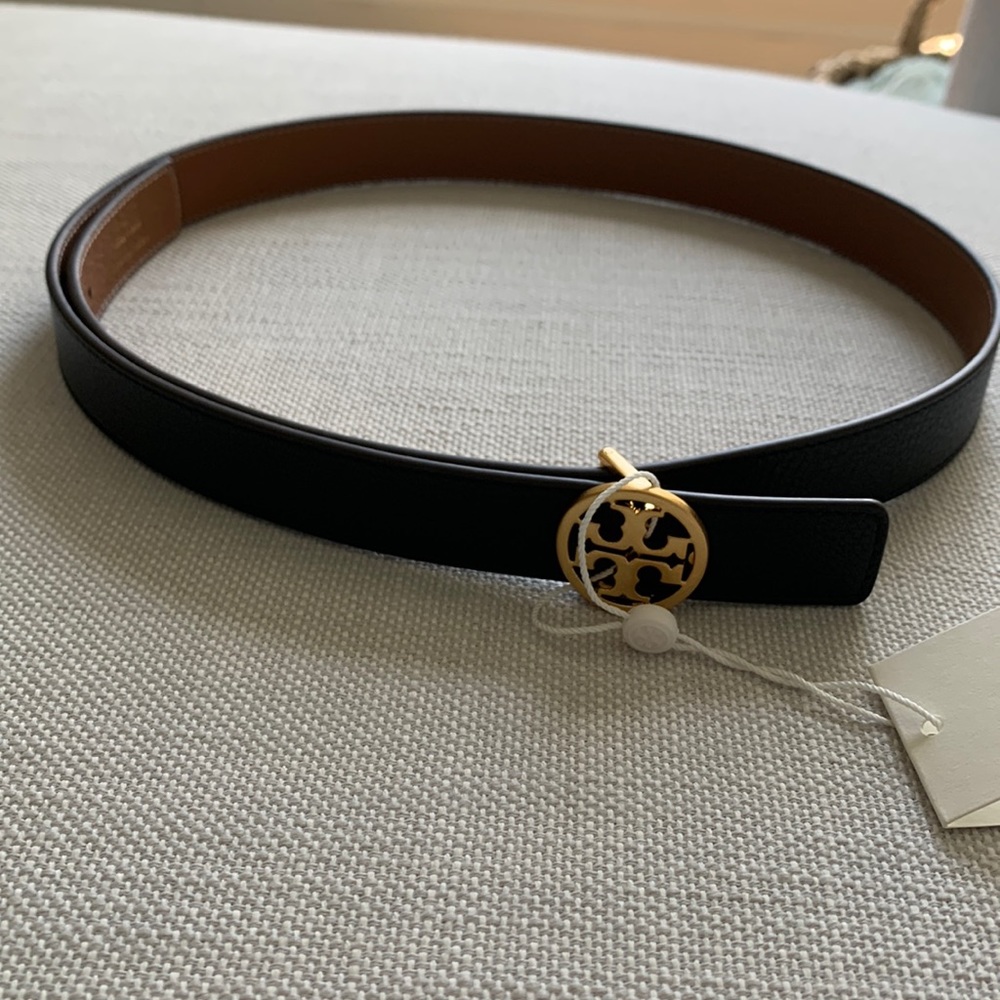 Tory Burch Reversible 1” belt NWT